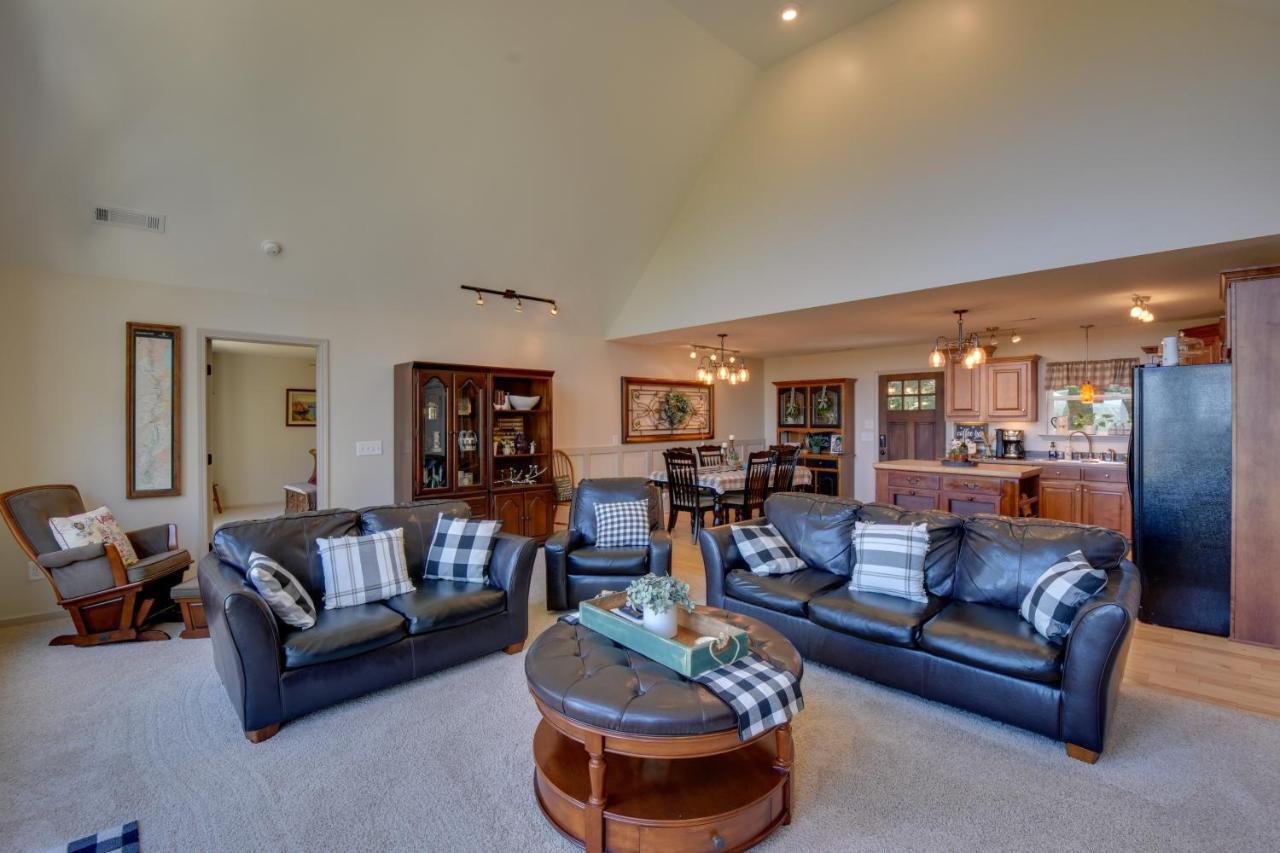 Lakemont Retreat Game Room, Hot Tub, And Mtn Views! ภายนอก รูปภาพ