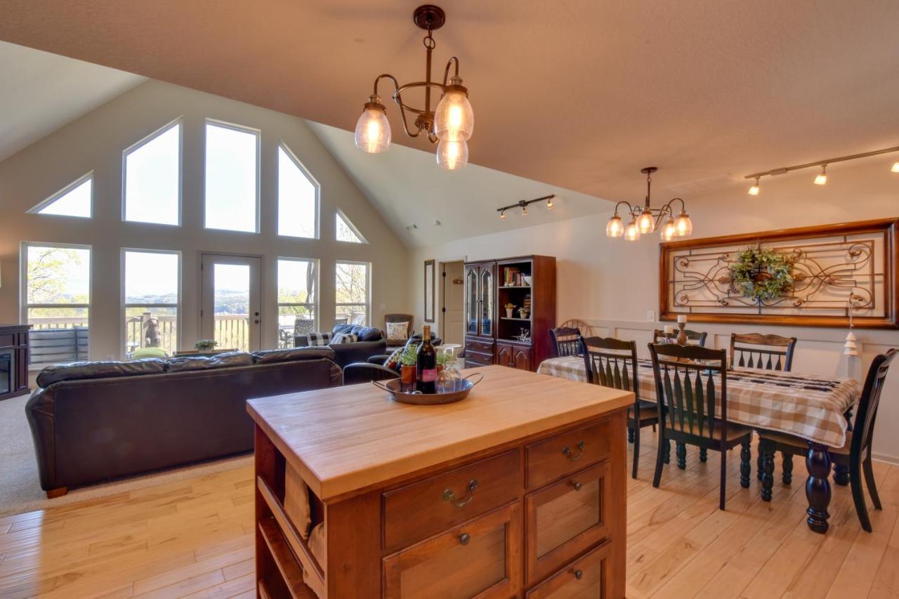 Lakemont Retreat Game Room, Hot Tub, And Mtn Views! ภายนอก รูปภาพ