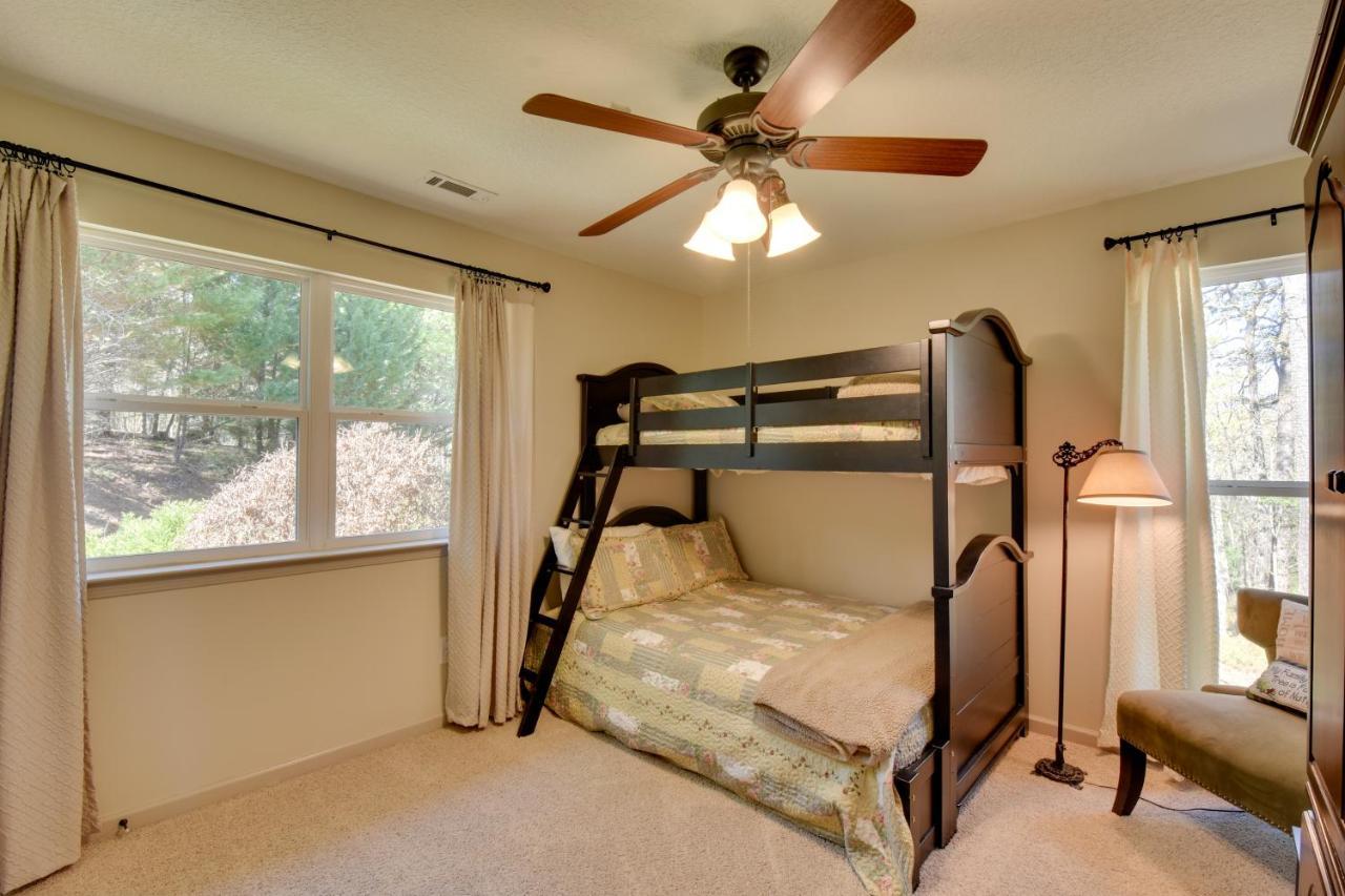 Lakemont Retreat Game Room, Hot Tub, And Mtn Views! ภายนอก รูปภาพ