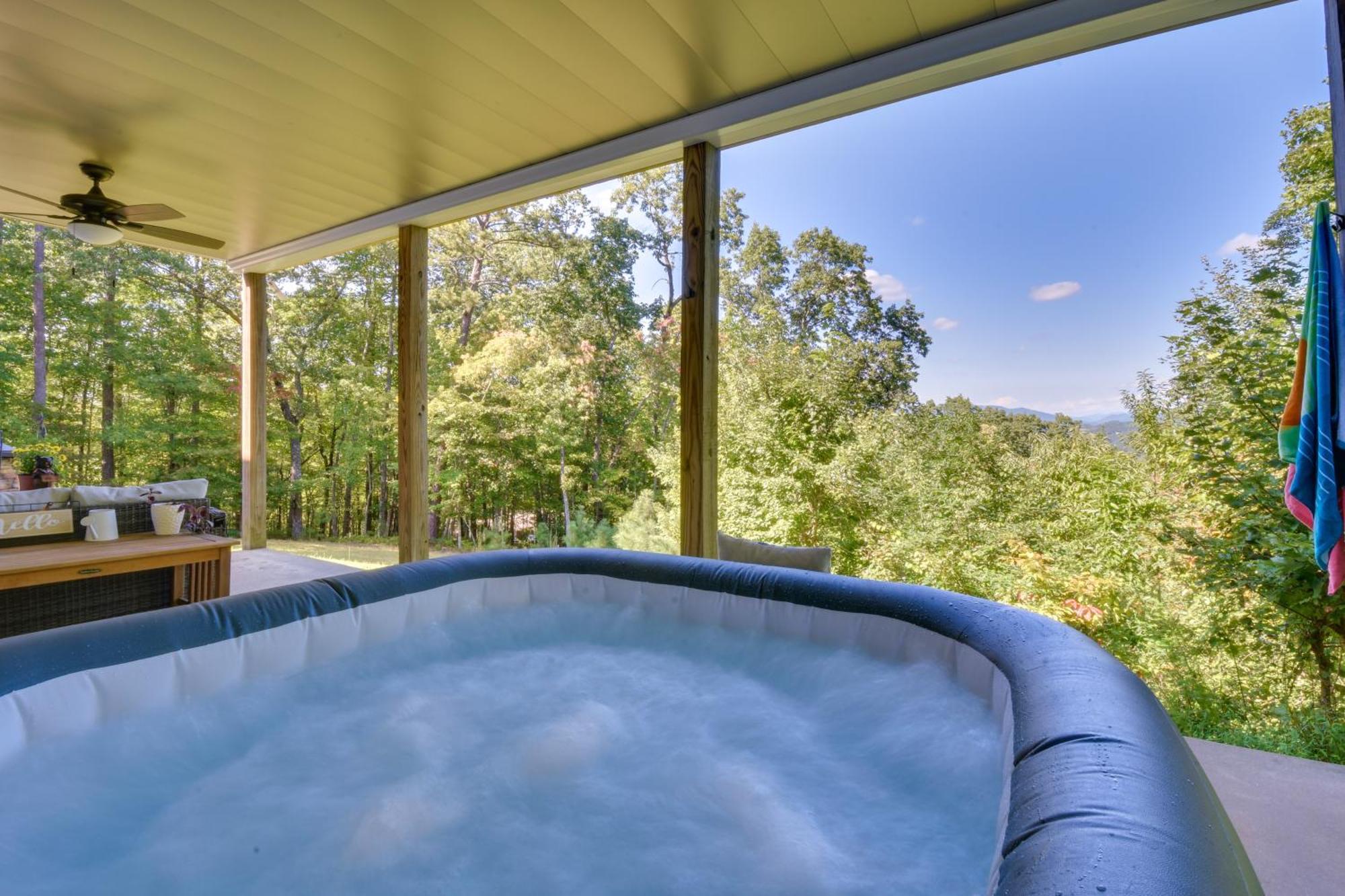 Lakemont Retreat Game Room, Hot Tub, And Mtn Views! ภายนอก รูปภาพ